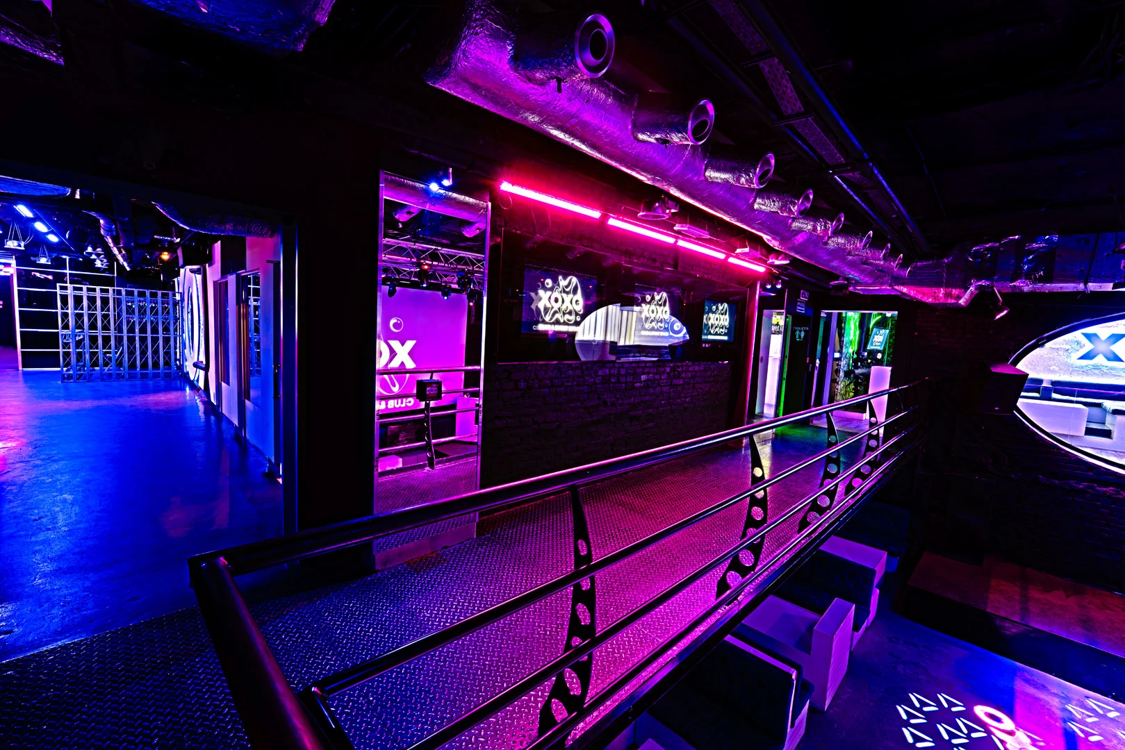Pikniki firmowe Warszawa czy klub? Pewniejsza integracja w XOXO Party